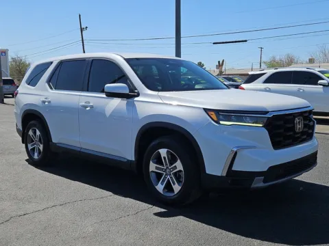 White 2025 Honda Pilot EX-L for sale in El Paso, TX
