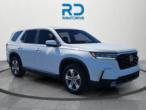 White 2025 Honda Pilot EX-L+ for sale in El Paso, TX