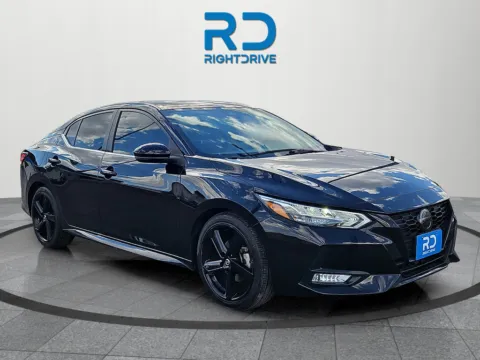 Black 2023 Nissan Sentra SR for sale in El Paso, TX