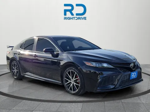 Black 2022 Toyota Camry SE for sale in El Paso, TX