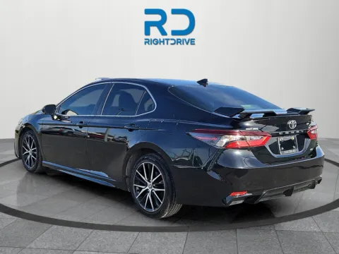 More photos of 2022 Toyota Camry SE at RightDrive - 8320 Gateway East, TX