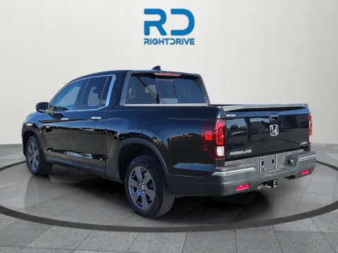 More photos of 2020 Honda Ridgeline RTL-E at RightDrive - 8320 Gateway East, TX