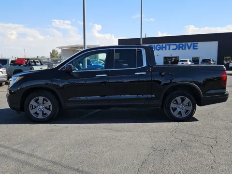 More photos of 2020 Honda Ridgeline RTL-E at RightDrive - 8320 Gateway East, TX