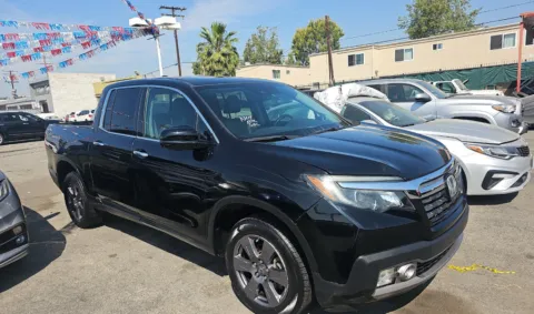 More photos of 2020 Honda Ridgeline RTL-E at RightDrive - 8320 Gateway East, TX