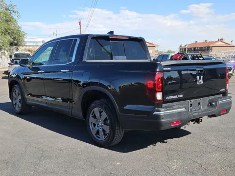 More photos of 2020 Honda Ridgeline RTL-E at RightDrive - 8320 Gateway East, TX