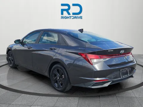 More photos of 2021 Hyundai Elantra SEL at RightDrive - 8320 Gateway East, TX