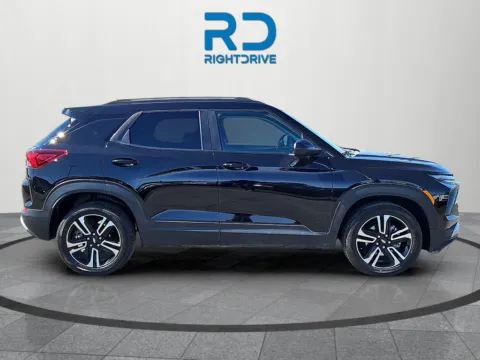 Photos of 2024 Chevrolet TrailBlazer LT for sale in El Paso, TX at RightDrive - 8320 Gateway East