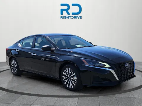 Black 2025 Nissan Altima 2.5 SV for sale in El Paso, TX
