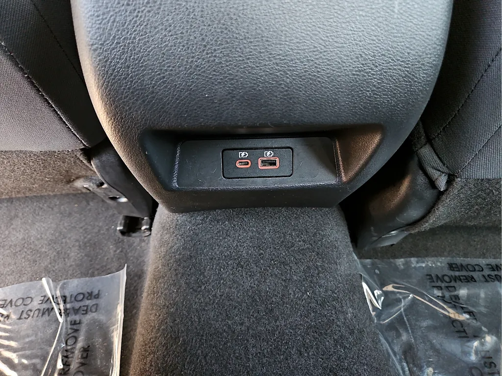 2025 Nissan Altima SV - Photo 12