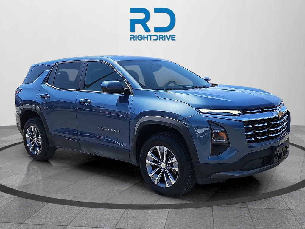Blue 2025 Chevrolet Equinox LT for sale in El Paso, TX