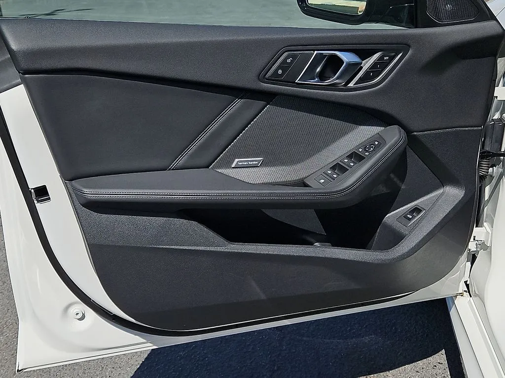 2025 BMW 2 Series 228 - Photo 15