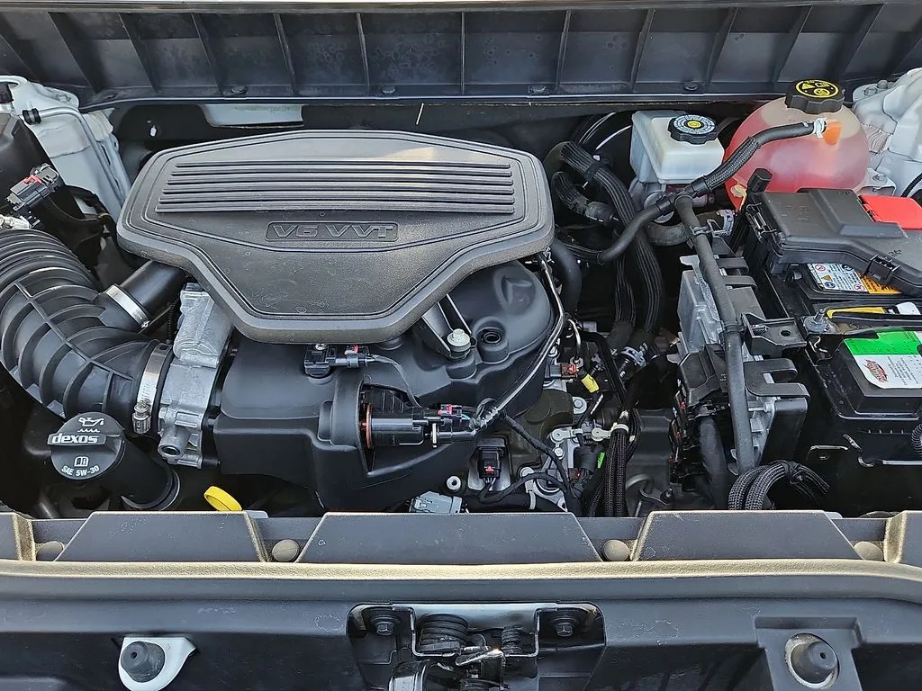 GMC Acadia photo 9