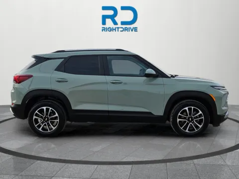 Photos of 2025 Chevrolet TrailBlazer LT for sale in El Paso, TX at RightDrive - 8320 Gateway East