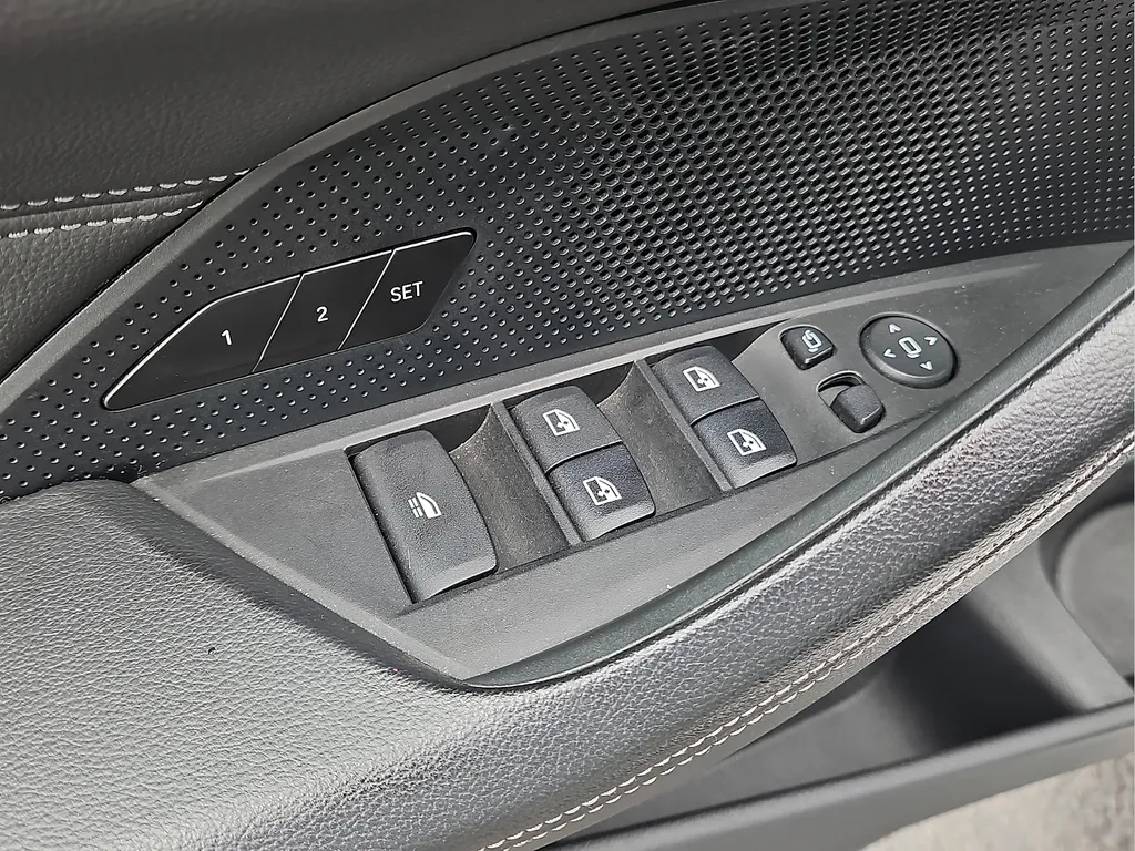 2025 BMW 4 Series 430i - Photo 14