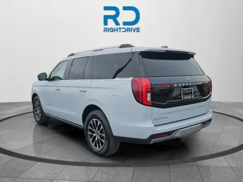 More photos of 2025 Ford Expedition Platinum at RightDrive - 8320 Gateway East, TX
