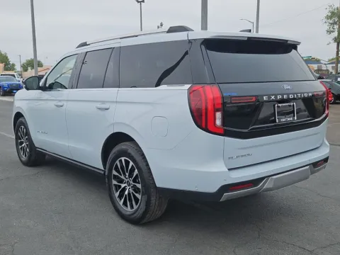 More photos of 2025 Ford Expedition Platinum at RightDrive - 8320 Gateway East, TX