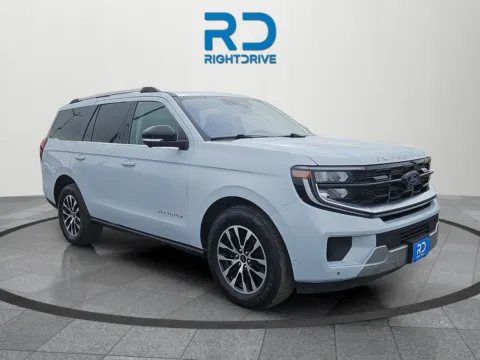 Silver 2025 Ford Expedition Platinum for sale in El Paso, TX