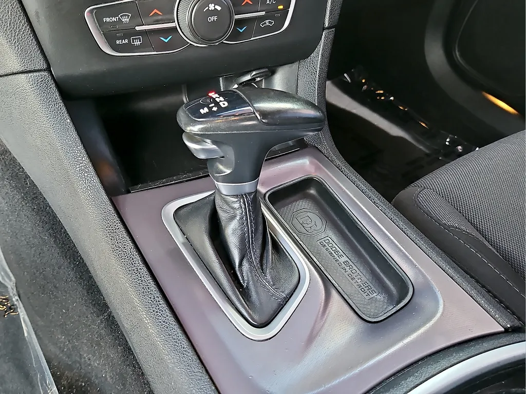 Dodge Charger photo 25