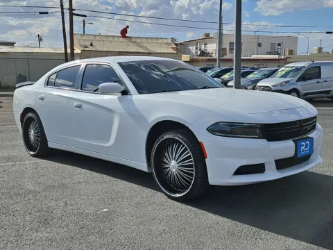 White 2022 Dodge Charger SXT for sale in El Paso, TX