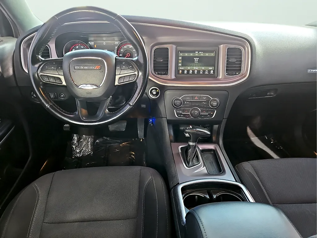 Dodge Charger photo 14