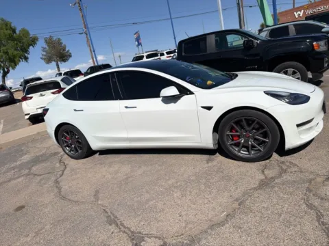 More photos of 2020 Tesla Model 3 Standard Range Plus at RightDrive - 8320 Gateway East, TX