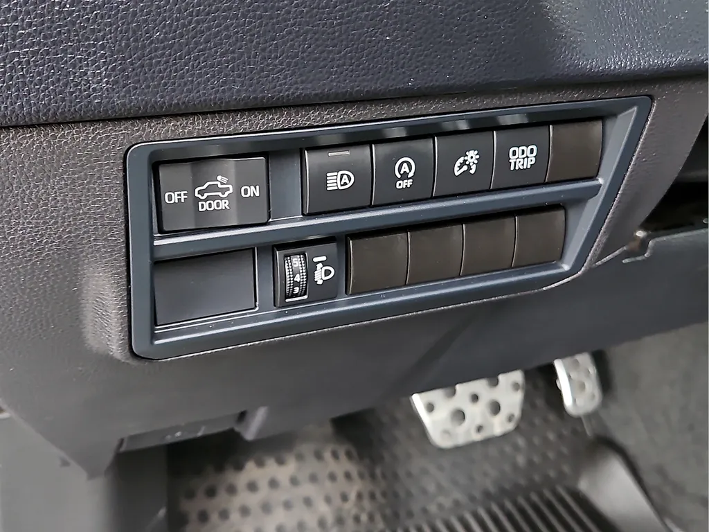 Toyota Tundra photo 19