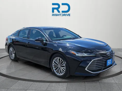 Black 2022 Toyota Avalon Hybrid Limited for sale in El Paso, TX