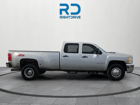 Photos of 2009 Chevrolet Silverado 3500HD Work Truck for sale in El Paso, TX at RightDrive - 8320 Gateway East