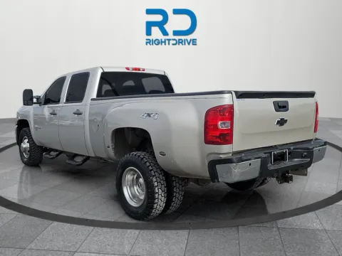 More photos of 2009 Chevrolet Silverado 3500HD Work Truck at RightDrive - 8320 Gateway East, TX