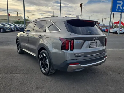 More photos of 2025 Kia Sorento Hybrid EX at RightDrive - 8320 Gateway East, TX