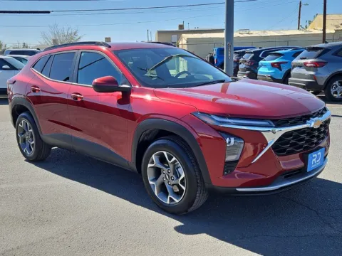 Red 2025 Chevrolet Trax LT for sale in El Paso, TX