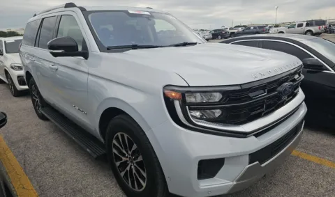 Photos of 2025 Ford Expedition Platinum for sale in El Paso, TX at RightDrive - 8320 Gateway East