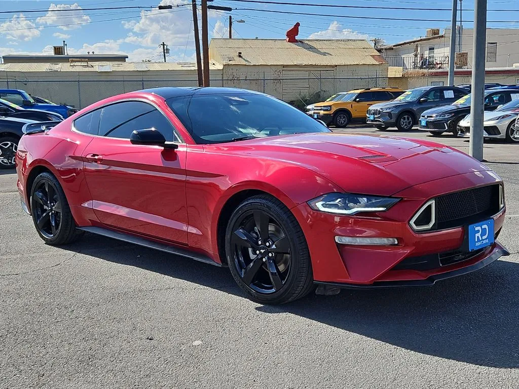 2022 Ford Mustang EcoBoost