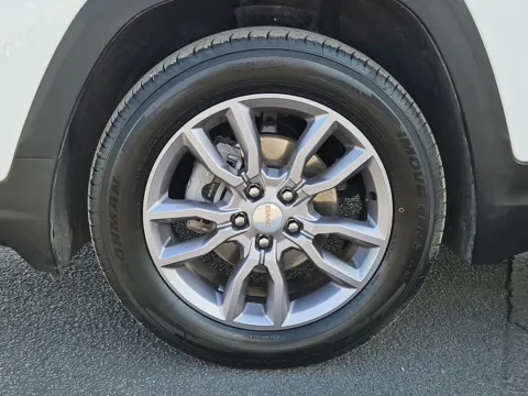 More photos of 2024 GMC Terrain SLT at RightDrive - 8320 Gateway East, TX
