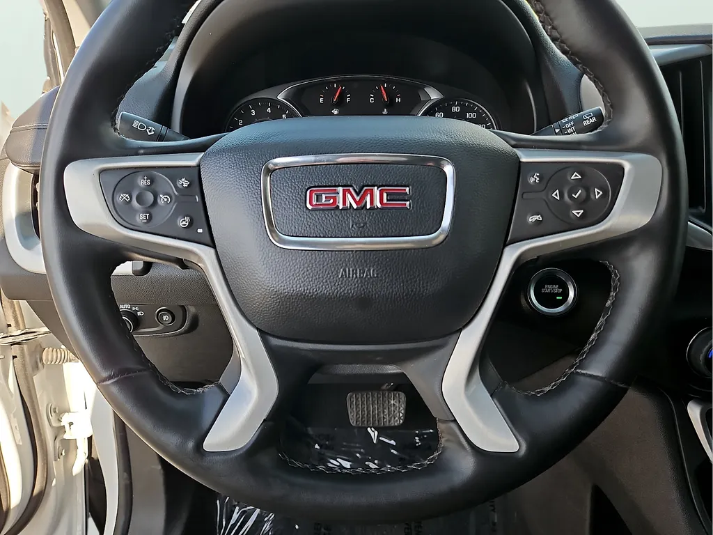 GMC Terrain photo 24