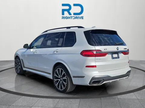 More photos of 2020 BMW X7 M50i at RightDrive - 8320 Gateway East, TX