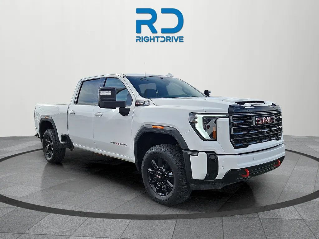 White 2025 GMC Sierra 2500HD AT4 for sale in El Paso, TX