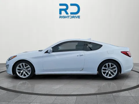 More photos of 2016 Hyundai Genesis Coupe 3.8 at RightDrive - 8320 Gateway East, TX