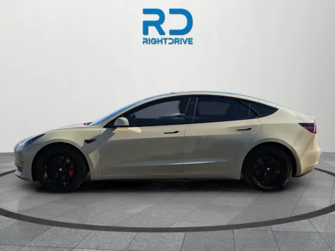 More photos of 2023 Tesla Model 3 at RightDrive - 8320 Gateway East, TX