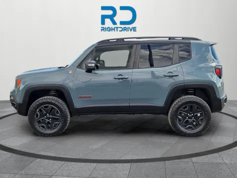 More photos of 2016 Jeep Renegade Trailhawk at RightDrive - 8320 Gateway East, TX