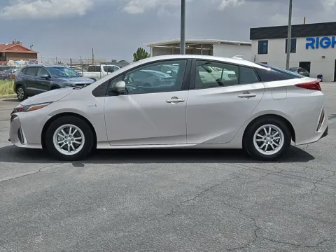 More photos of 2021 Toyota Prius Prime LE at RightDrive - 8320 Gateway East, TX