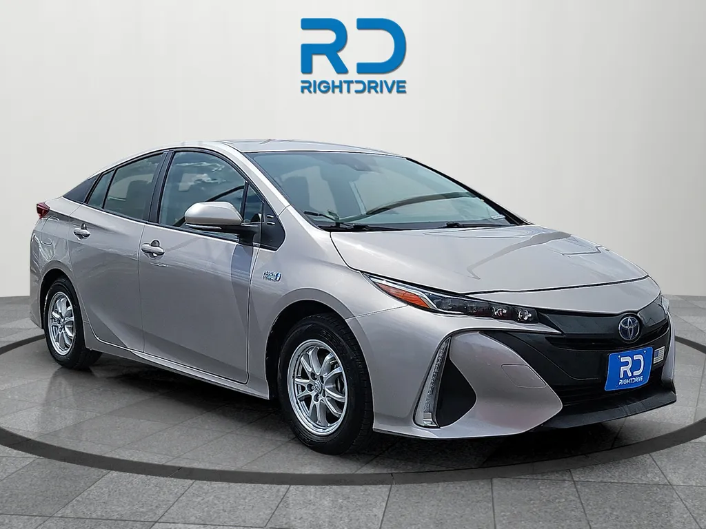 Gray 2021 Toyota Prius Prime LE for sale in El Paso, TX