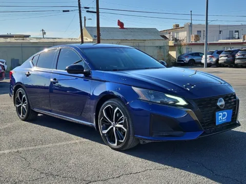 Blue 2023 Nissan Altima 2.5 SR for sale in El Paso, TX