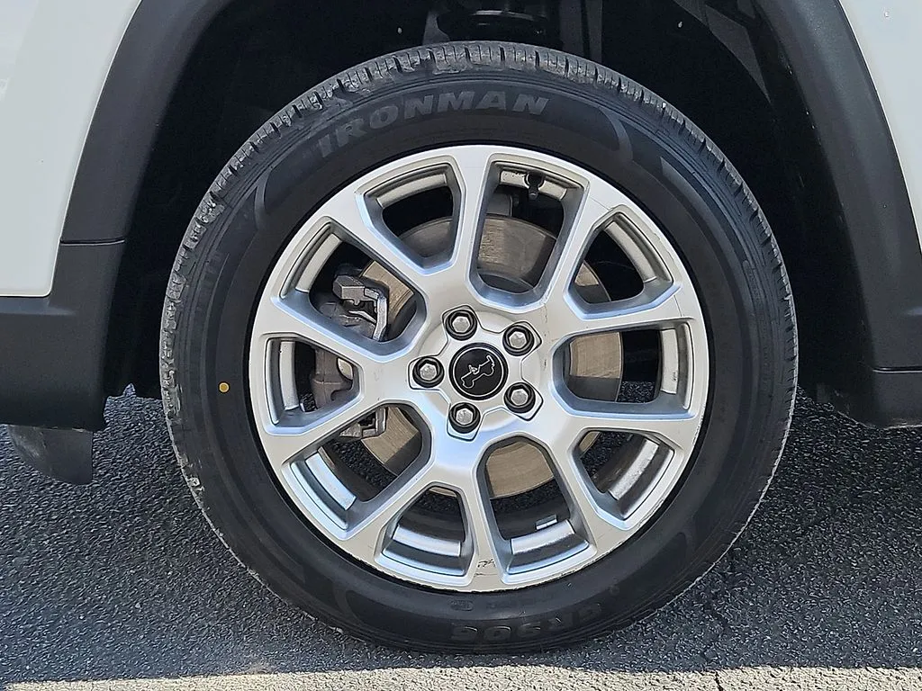 Jeep Compass photo 10