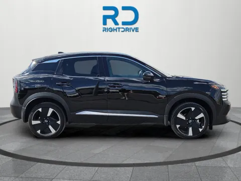 Photos of 2025 Nissan Kicks SR for sale in El Paso, TX at RightDrive - 8320 Gateway East