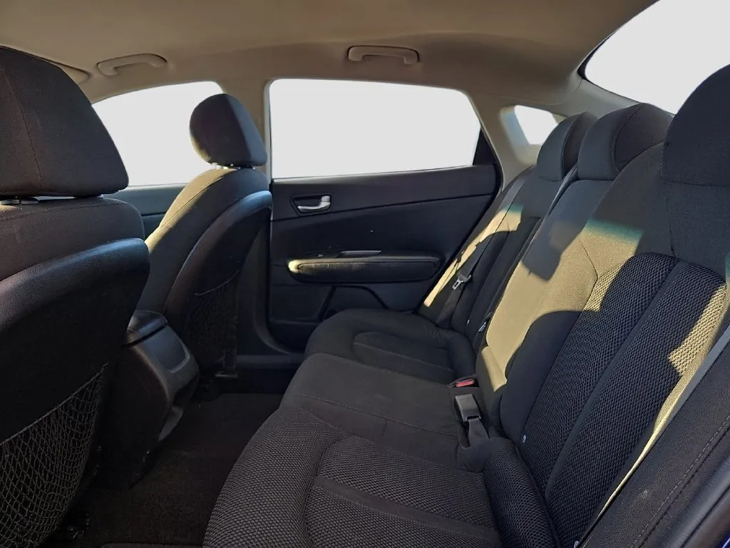 Kia Optima photo 11