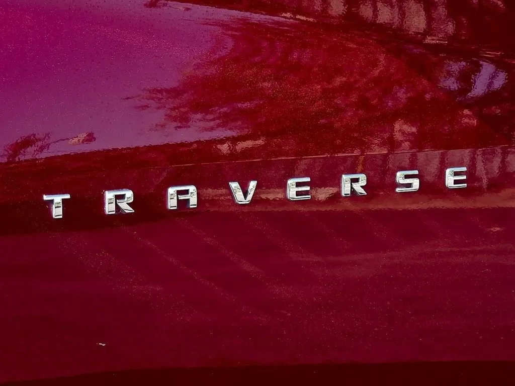 Chevrolet Traverse photo 10