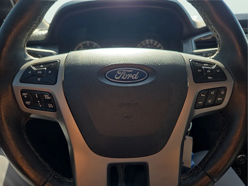 Ford Ranger photo 24