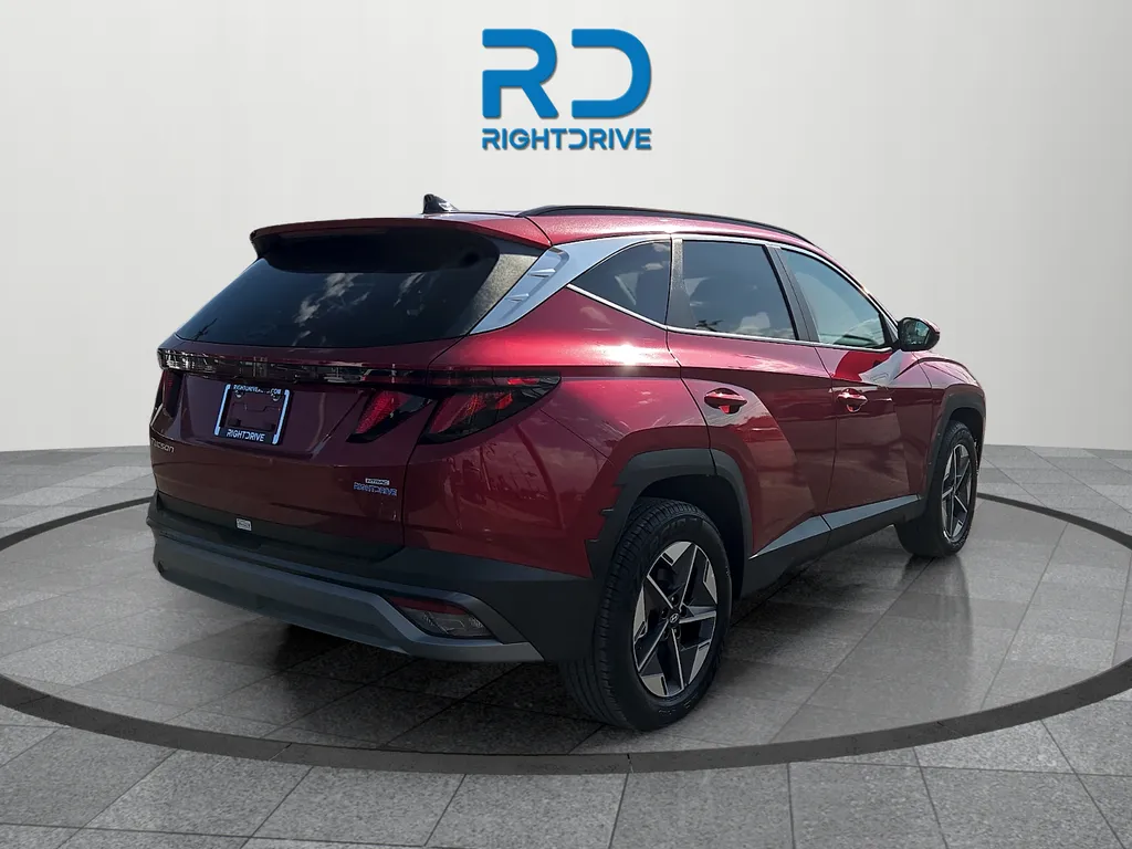 Hyundai Tucson photo 3