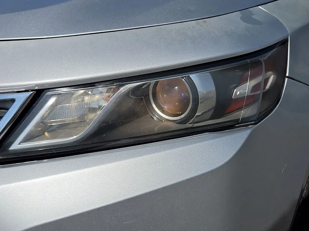 Chevrolet Impala photo 8